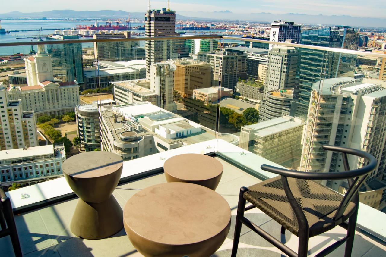 16 On Bree Luxury Studio Apartment With City Mountain Sea Views كيب تاون المظهر الخارجي الصورة